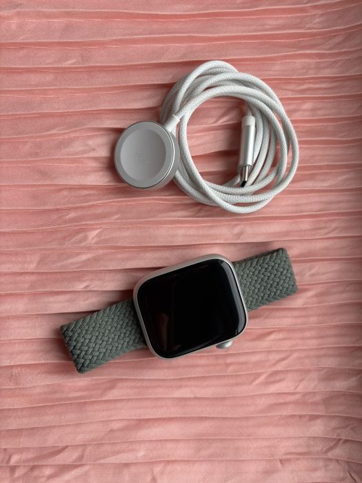 Vând Apple Watch Seria 9 45mm