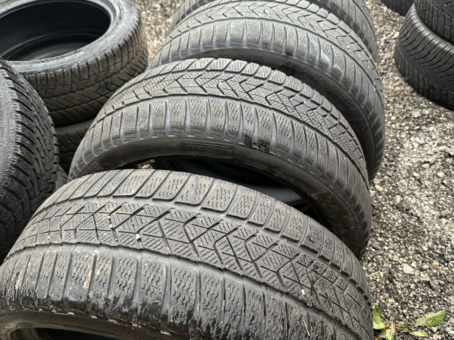 Зимни гуми 19-ки 245/40/19