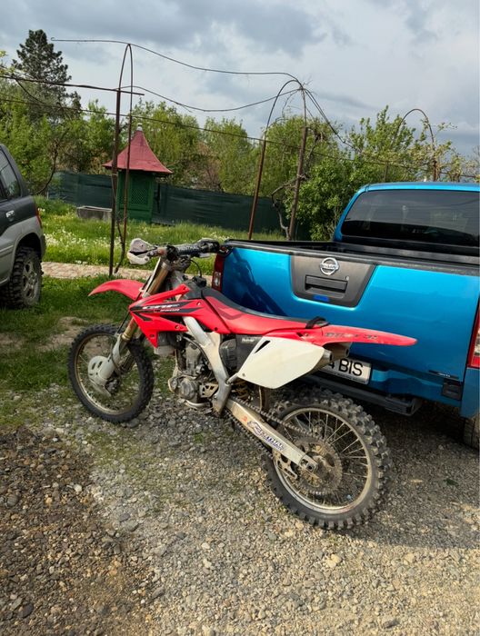 Vând Honda Crf 250 2009 ca nouă !