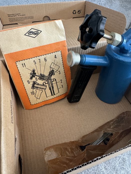 Бензинова лампа