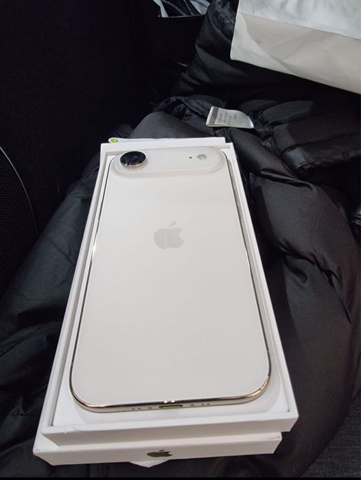 Продам iphone 17 air 1tb
