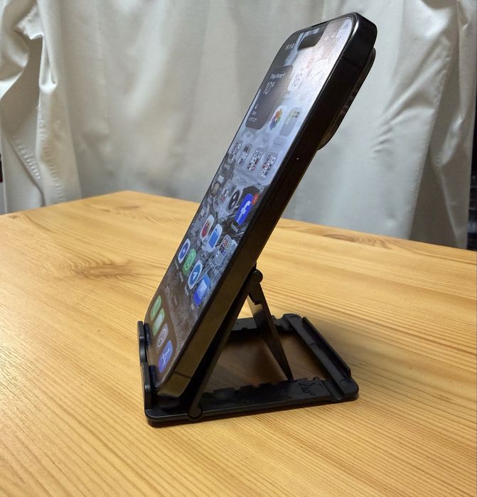 Apple iPhone 15 Pro 256GB Black Titanium + husa Spigen CADOU