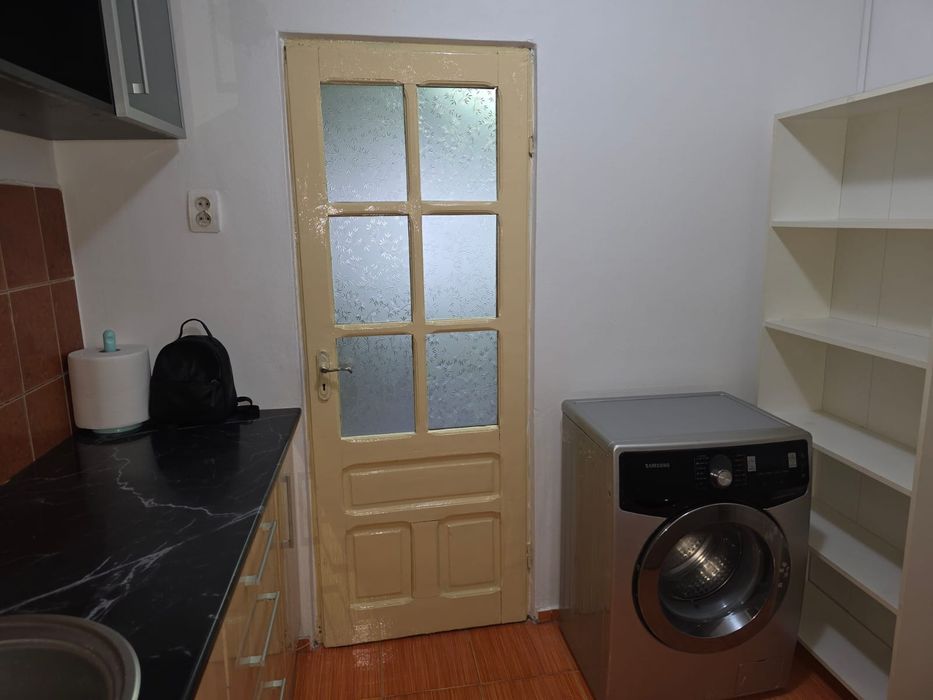 Vând garsonieră zona Vlaicu