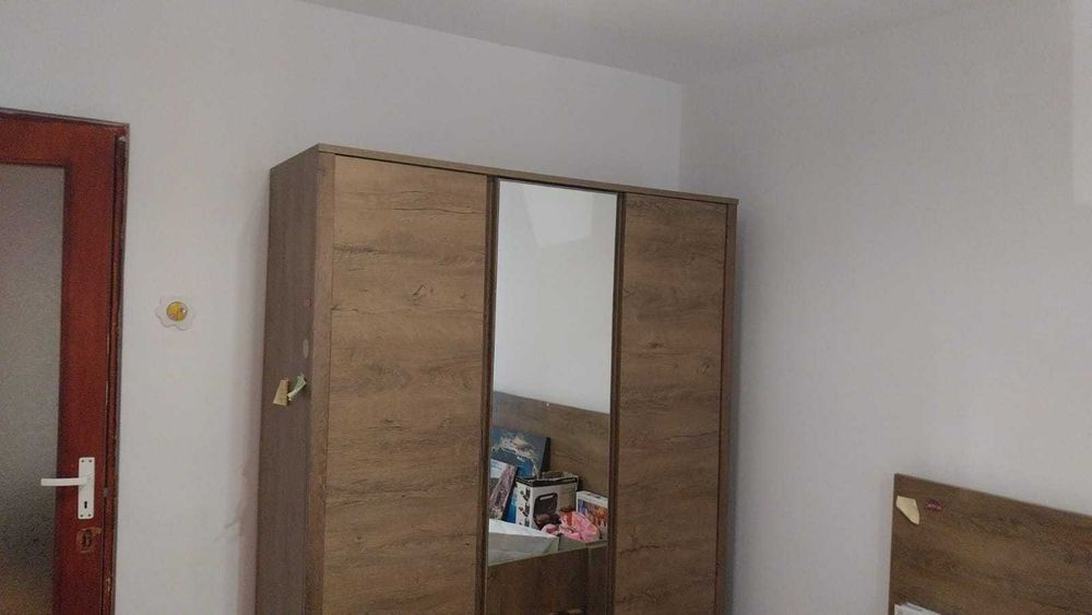 Vand apartament 2 camere Carpati 1