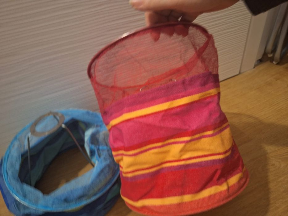 Vând lot de lustre, abajururi toate noi