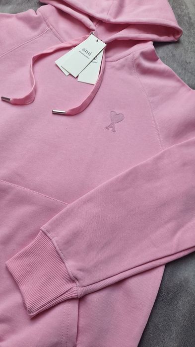 Vând hanorac Ami Paris pentru femei