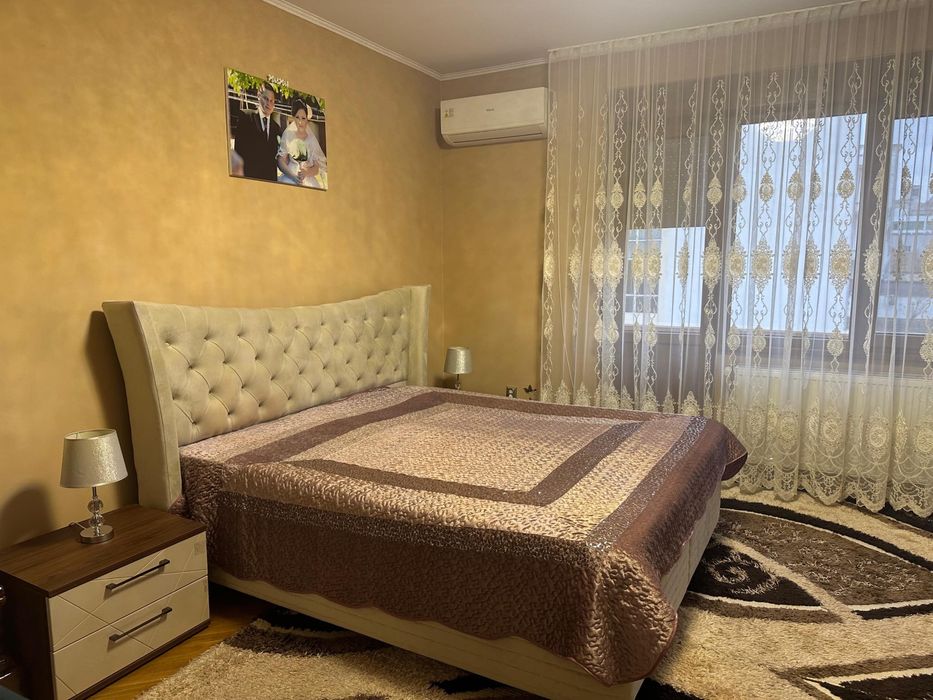 Apartament cu 3 camere si garaj, mobilat si utilat, ultracentral