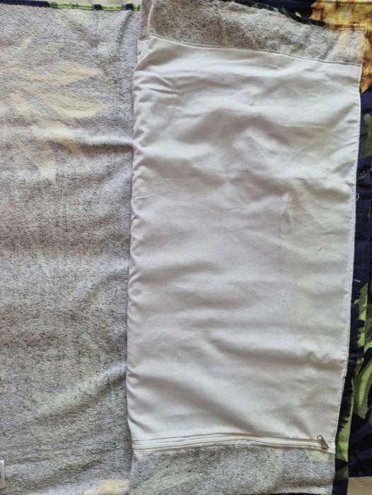 Prosop cu perna inclusa, de plaja/baie cu uscare rapida Avon