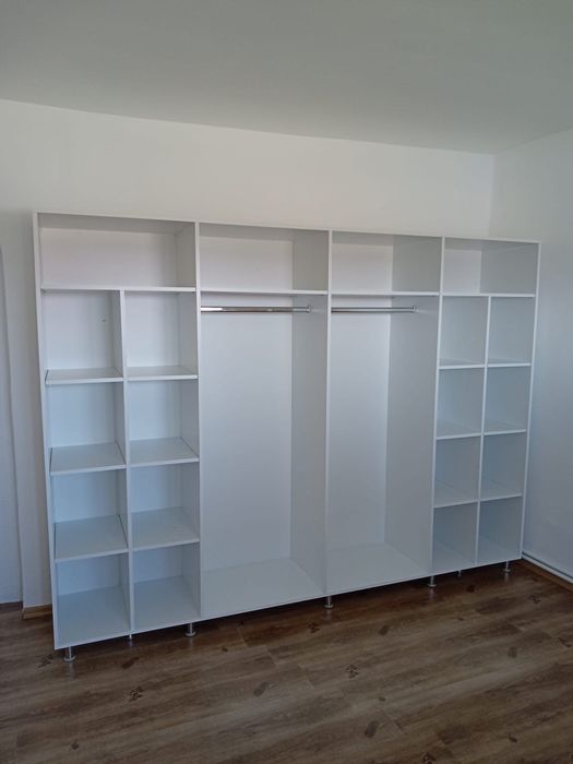 Dressing alb la comandă
