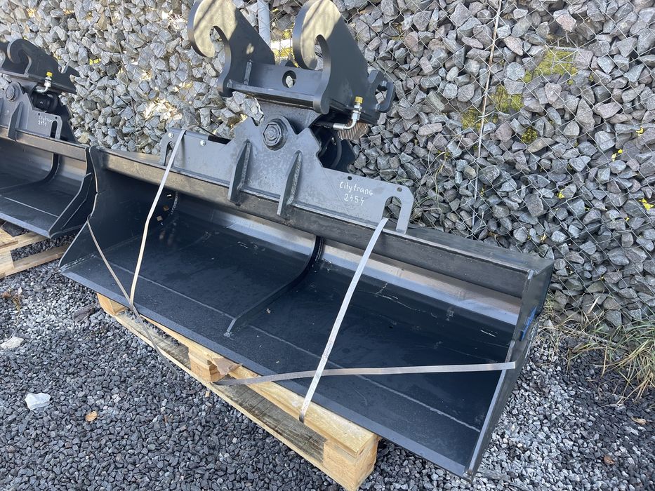 Cupa taluz inclinabila 7-10t CW10/MS08