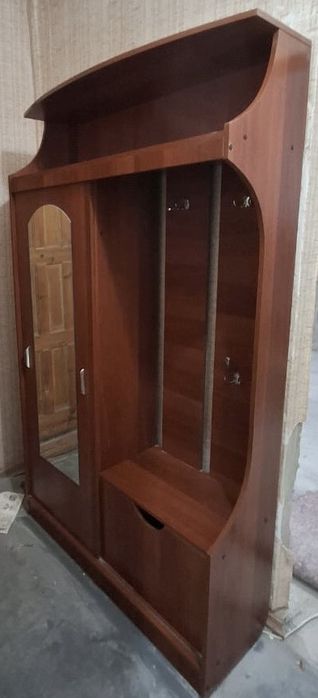 Продается прихожка