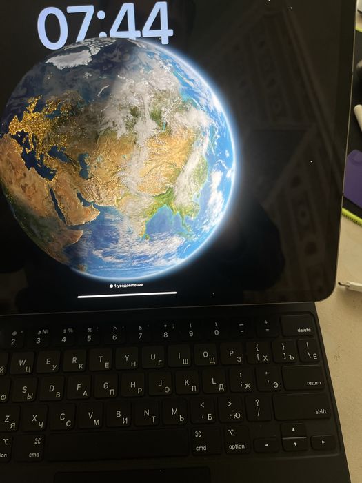 Ipad Pro 12.9 (6th gen) 256gb Apple M2 chip + ipad klaviat, 3 ta chexo