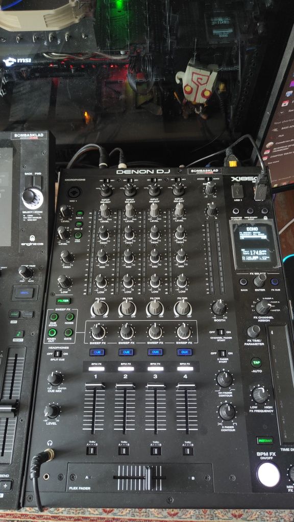 Mixer Denon DJ  x1850 нов.