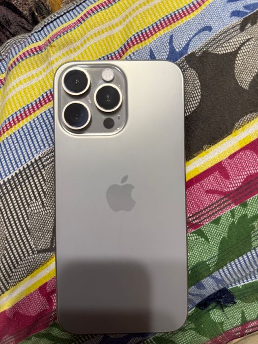 15 про макс 256 , 88% , хорошее состояние 10/10