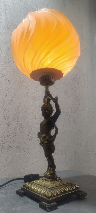 Lampa masa vintage