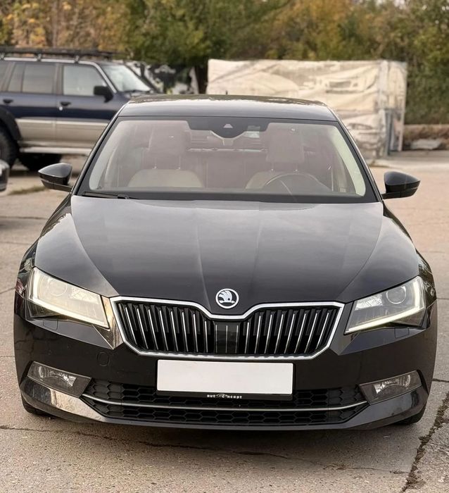 Skoda Superb Skoda Superb 2.0 TDI 4x4 DSG Premium Edition – 2019