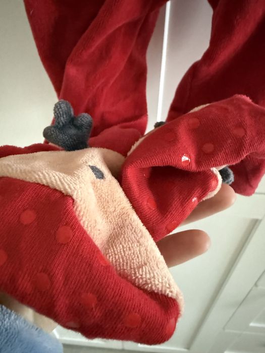 Set de Mos Craciun marime 92 si salopeta h&m noua