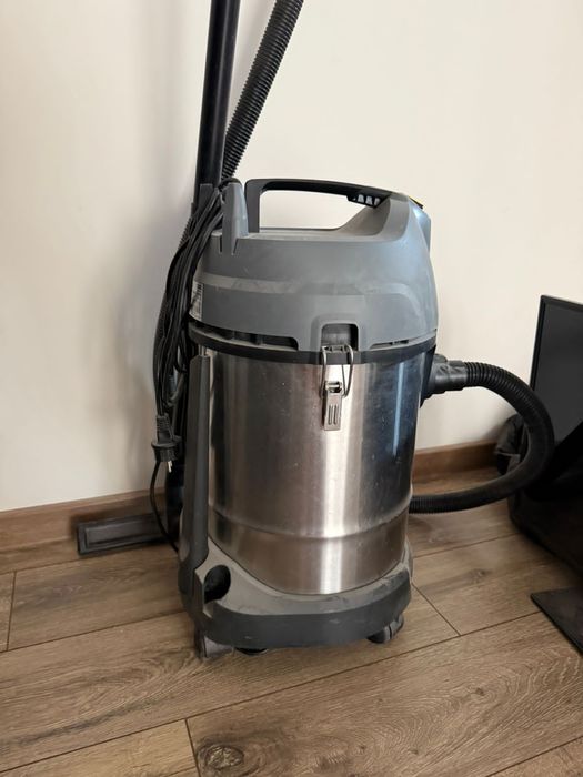 Промышленный пылесос