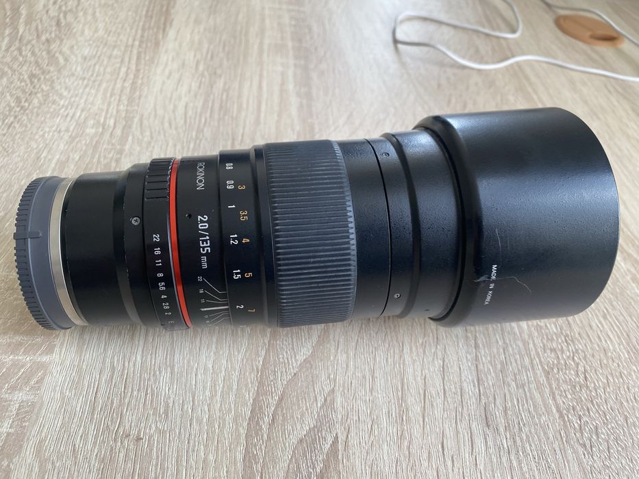 Объектив Rokinon 2.0/135mm
