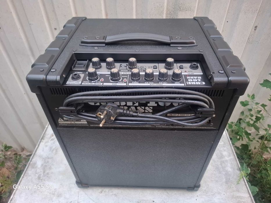 roland cube 5-100w amplificator chitara bass/electrica pedala marshall