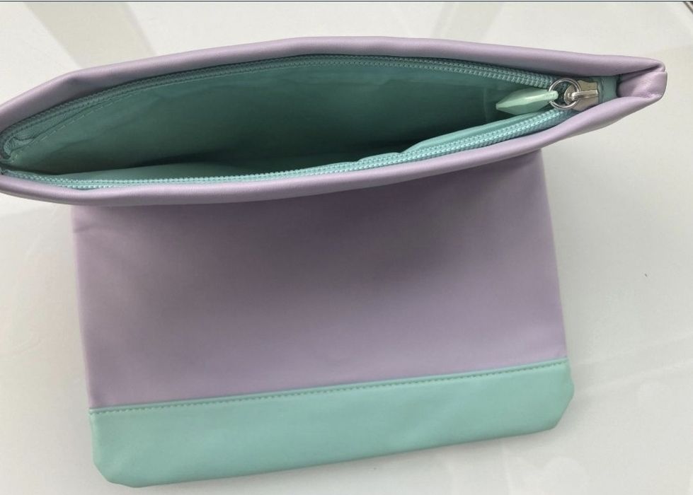 Plic colorat de zi si de seara, Avon, nou Butterfly