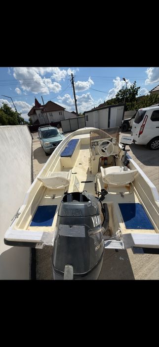 Barca,motor si peridoc