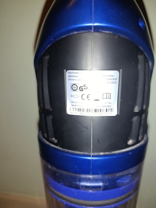 Прахосмукачка Dirty Davil