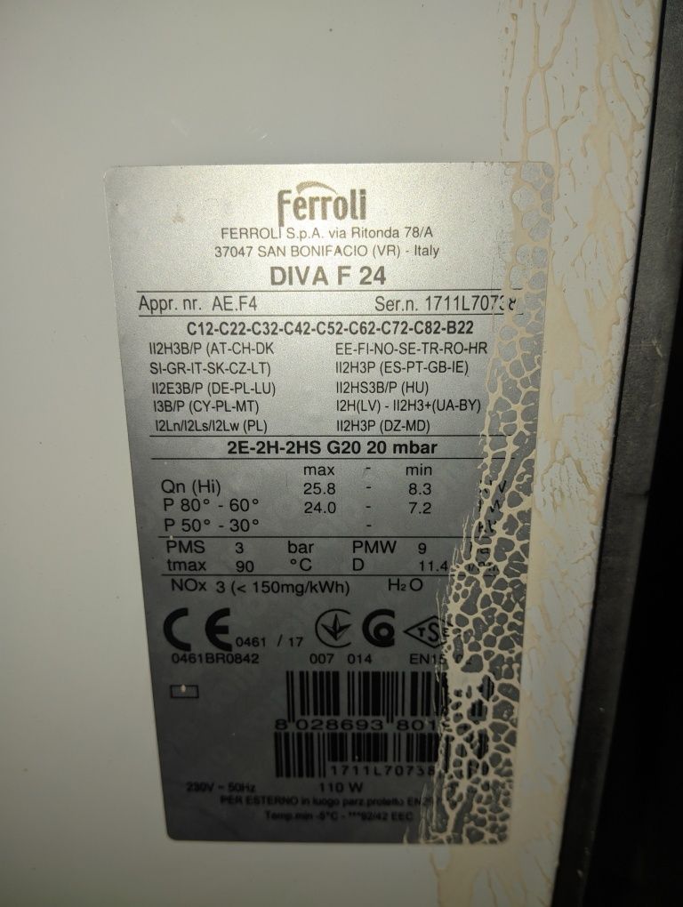 Ferroli  газовый котёл ( Ferroli F24)