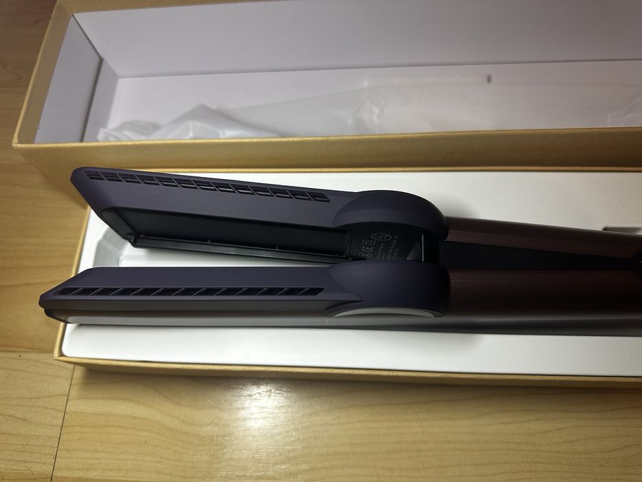 Uscator de par-air straighter-nou in cutie