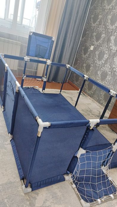 Манеж в хорошем состоянии.