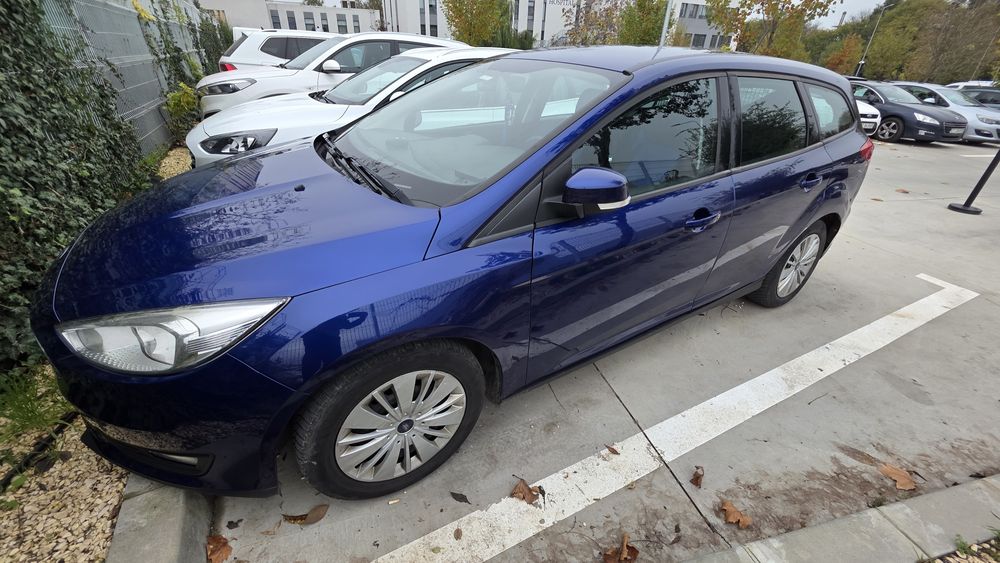 Vând  Ford Focus 2017 benzina .1.0 ecobust 125 cp