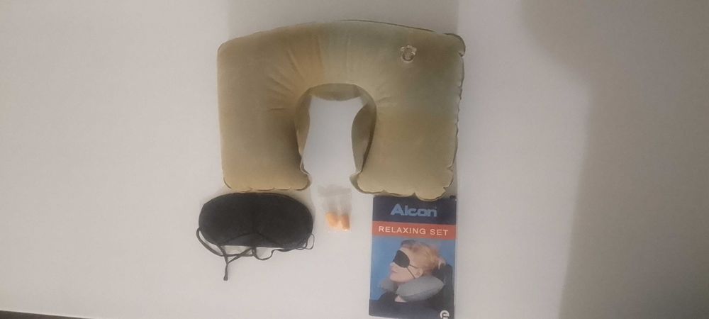 Набор для сна в поездке