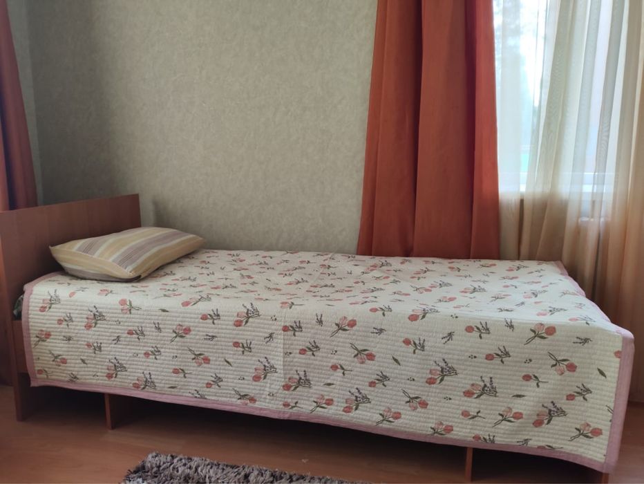 Продам кровать односпальную