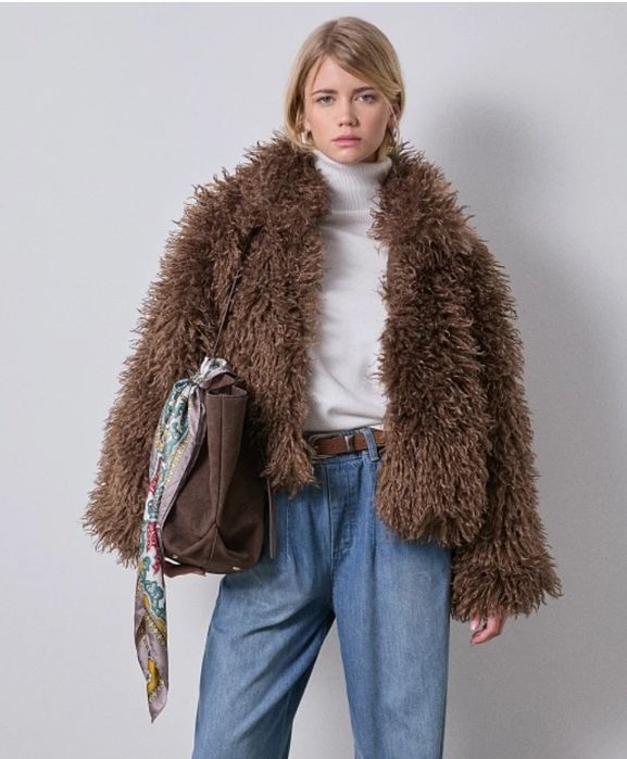 Актуално палто еко косъм