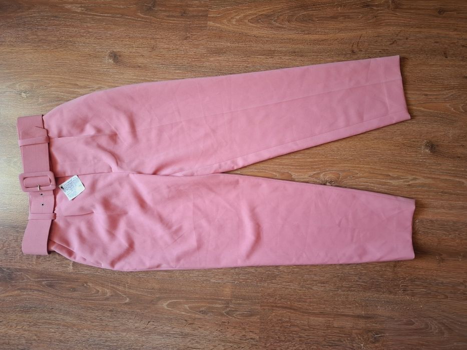 Pantaloni Zara noi -cu eticheta+ curea