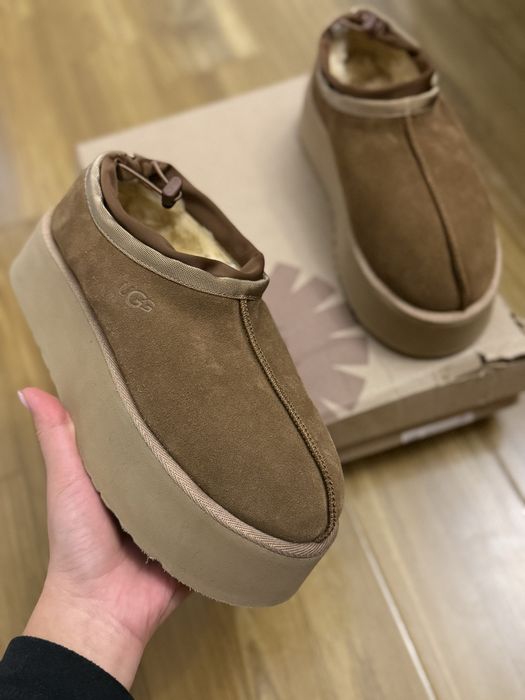 New model UGG  38 si 39 piele si blana de oaie
