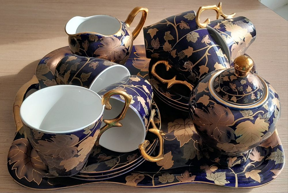 Новый чайный сервиз на 6 персон, цена 10 000 тг.