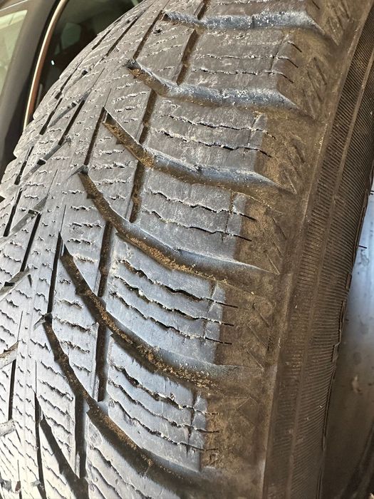 225 70 15 C зимни гуми