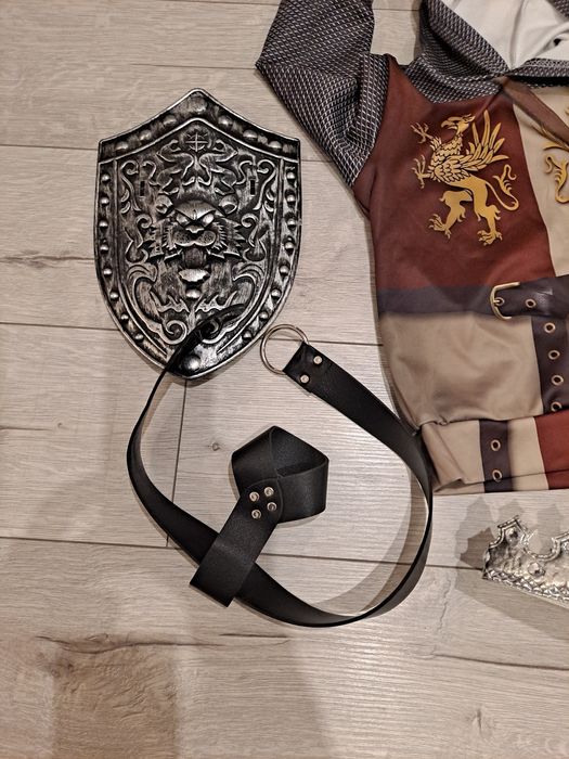 Costum medieval  copii carnaval serbare