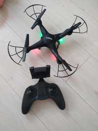 Vând drona cu camera