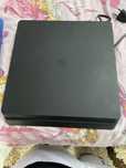 Vând ps4 în stare perfecta de functionare