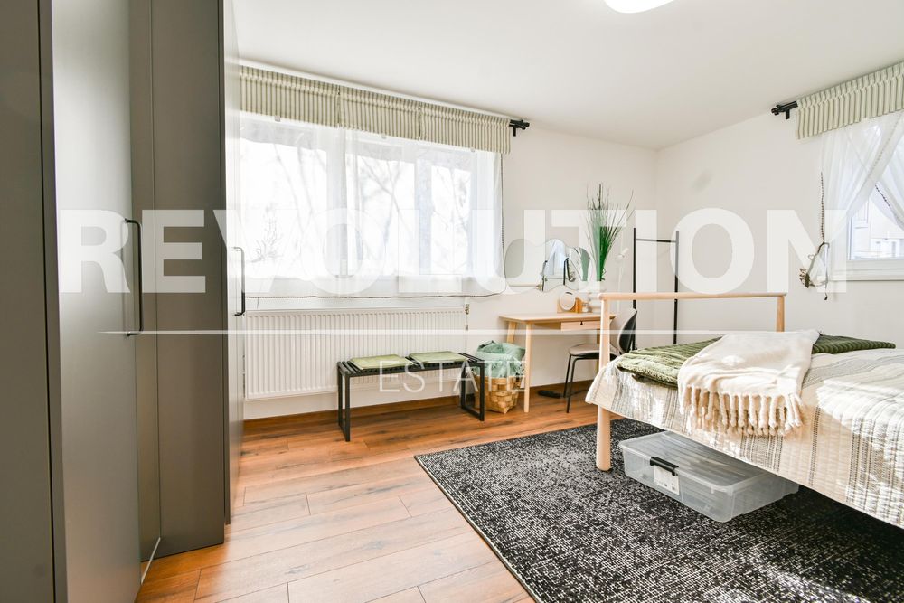 Двустаен апартамент с ПАРКОМЯСТО в ж.к. Бояна