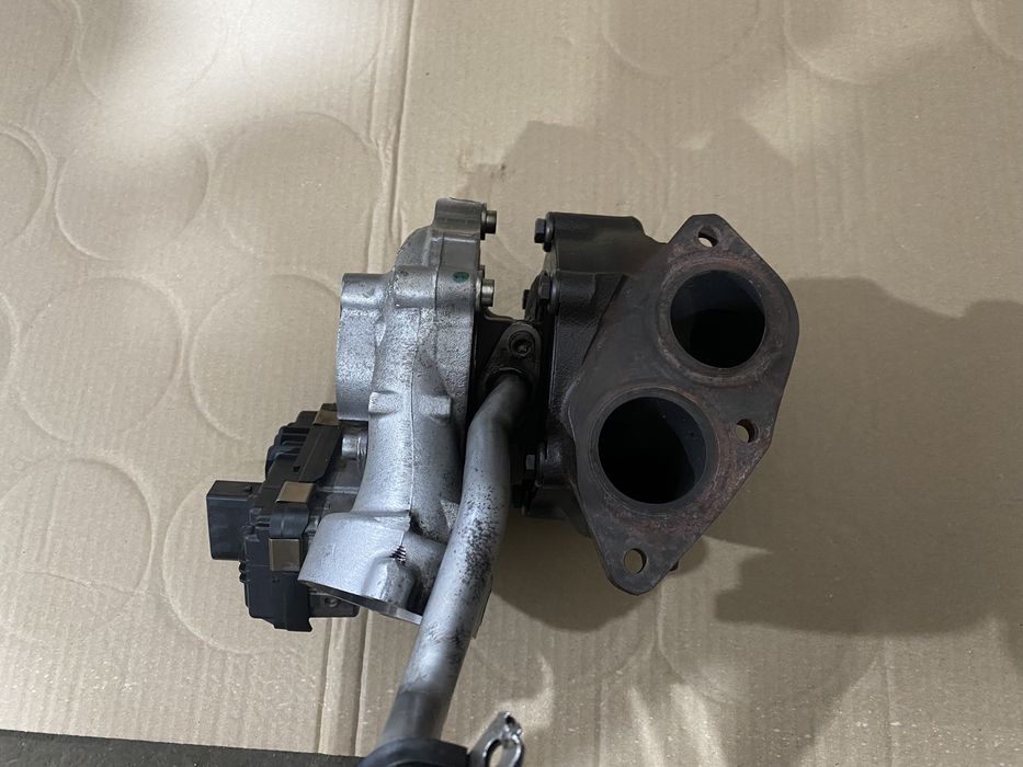 Turbina mica BMW Seria 3 4 5 6 7 X3 X4 X5 X6 3.0 313CP 40D biturbo