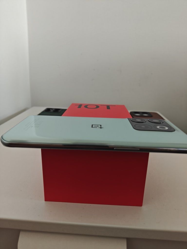 OnePlus 10T - 16GB RAM 256GB