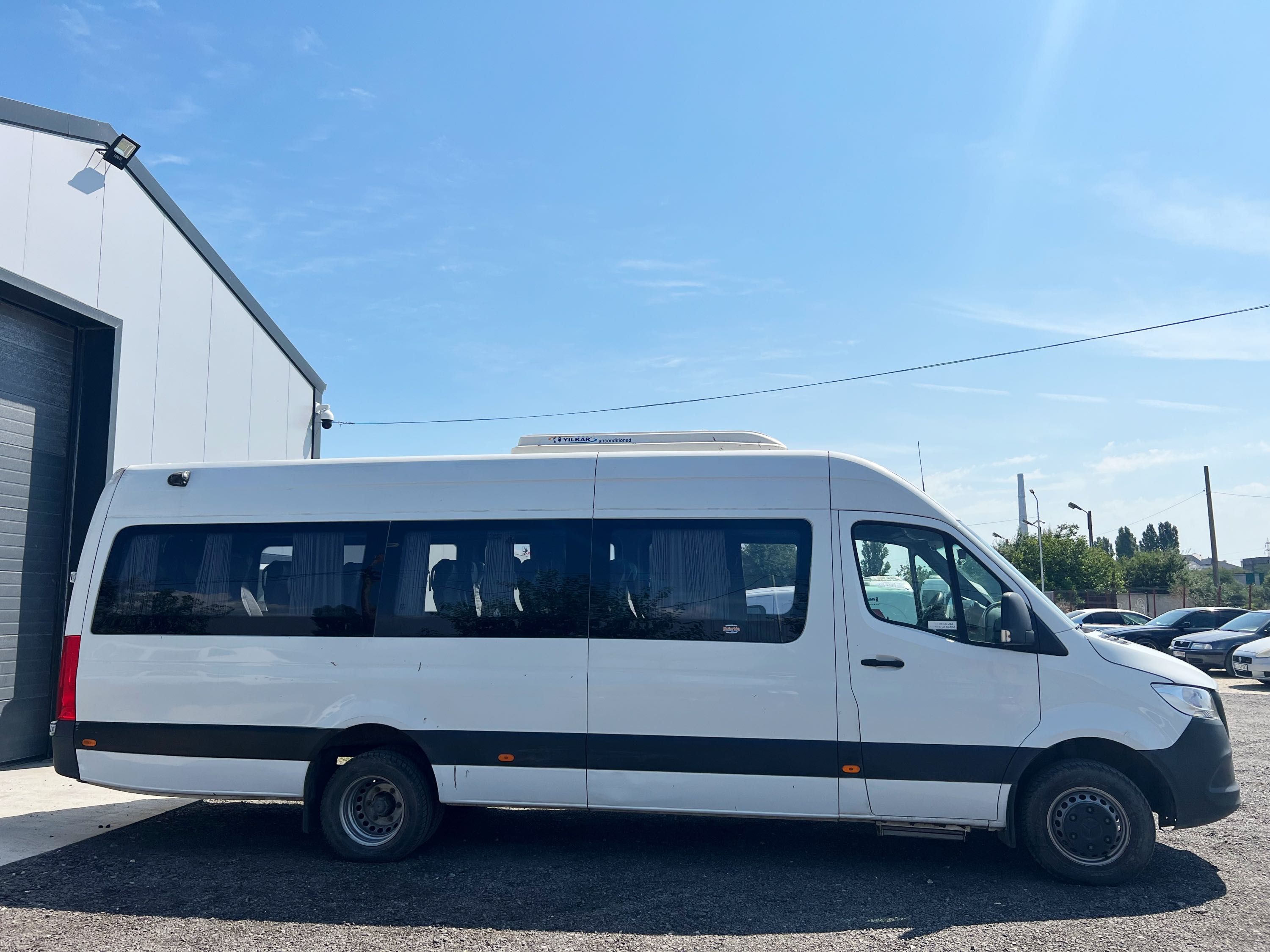 Vand Sprinter 516 CDI 09.2019 intretinut 24 locuri modelul lung