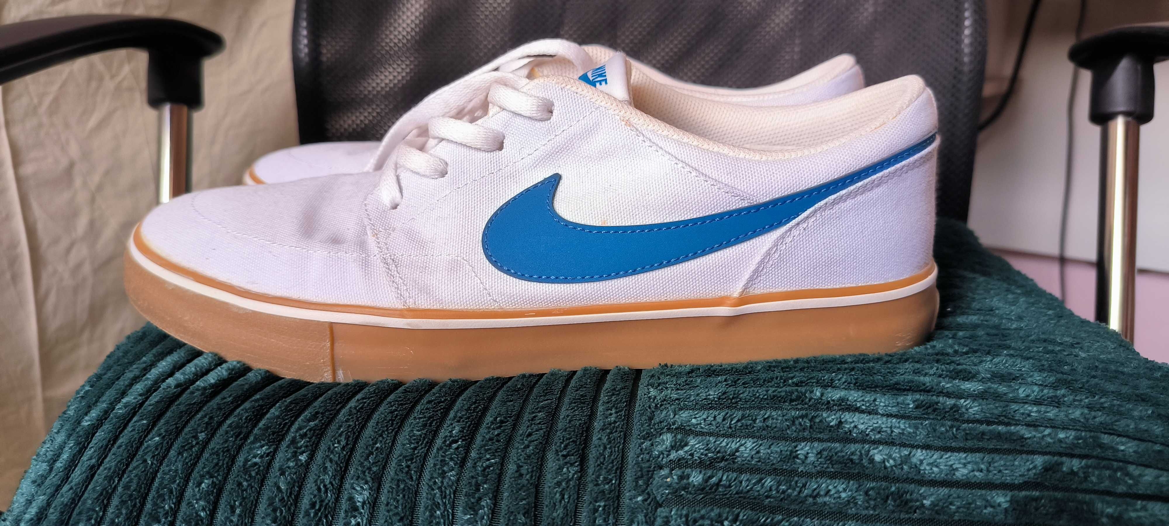 Нови обувки Nike SB PORTMORE