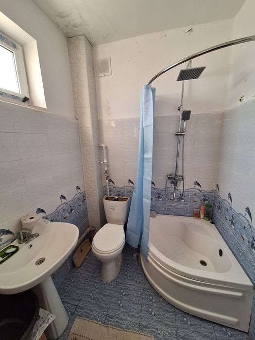 2 xonali uy sotiladi