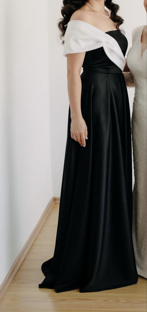 Rochie eleganta - marimea M