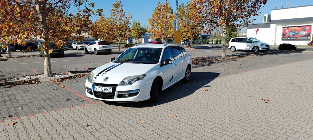 Vând laguna 3 2010 grand tour sport automat 173cai