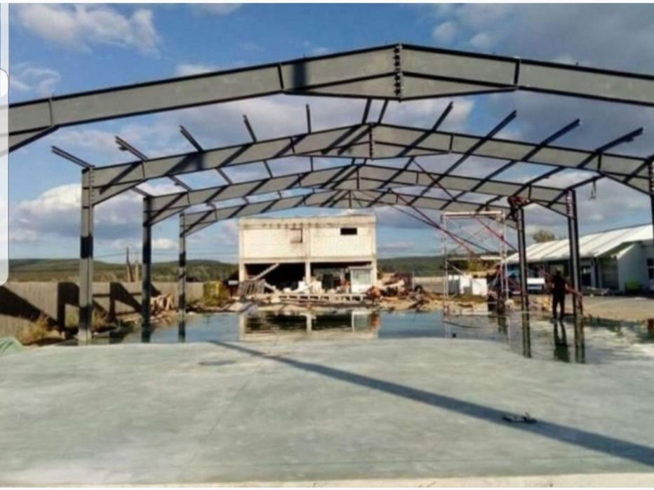 Vând hală metalică din europrofile 25 m lungime 13 deschidere patru în